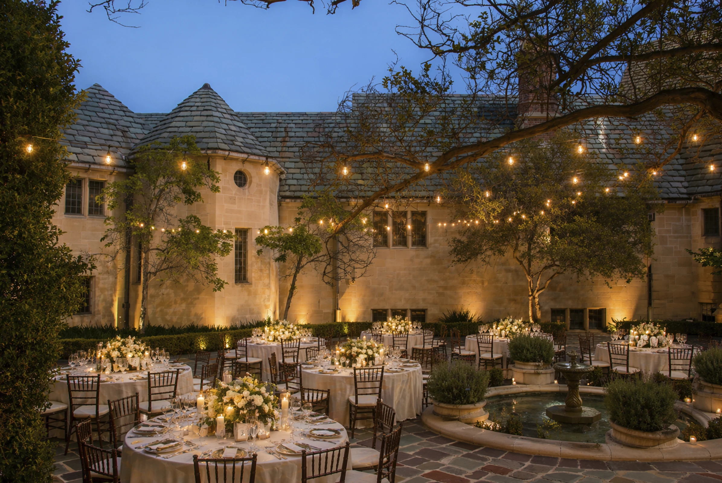 Venue with seating for 60 guests